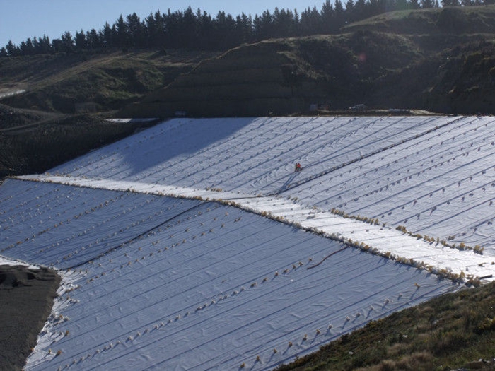 为什么土工布可以用作水利工程的滤层呢?